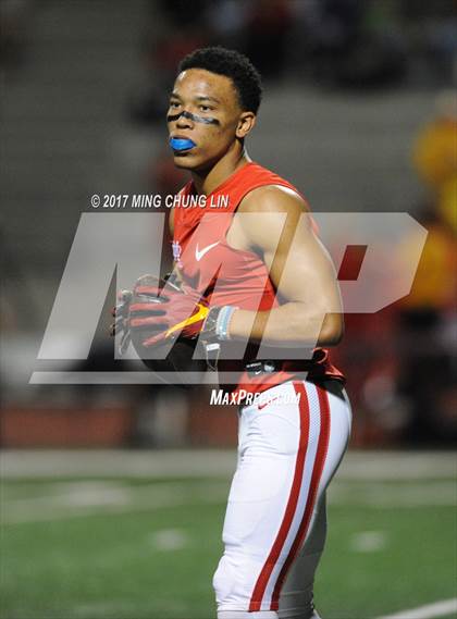 Thumbnail 1 in Mater Dei @ Mission Viejo (CIF SS D1 Semifinal) photogallery.