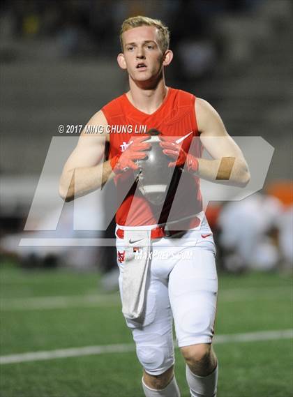 Thumbnail 1 in Mater Dei @ Mission Viejo (CIF SS D1 Semifinal) photogallery.