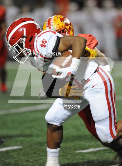 Thumbnail 3 in Mater Dei @ Mission Viejo (CIF SS D1 Semifinal) photogallery.