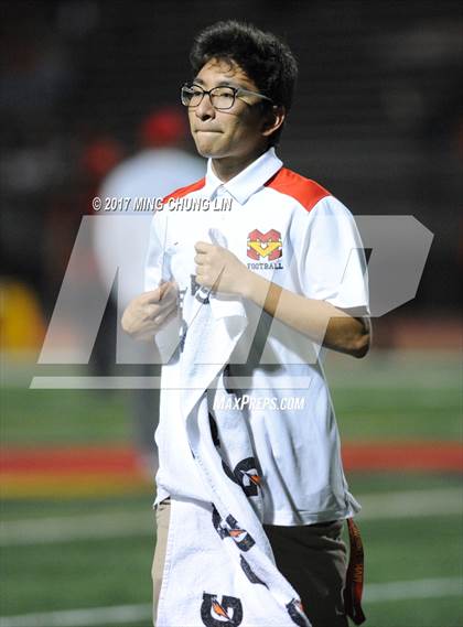 Thumbnail 3 in Mater Dei @ Mission Viejo (CIF SS D1 Semifinal) photogallery.