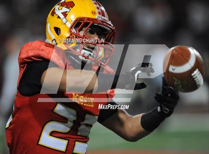 Thumbnail 2 in Mater Dei @ Mission Viejo (CIF SS D1 Semifinal) photogallery.