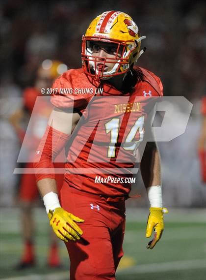 Thumbnail 2 in Mater Dei @ Mission Viejo (CIF SS D1 Semifinal) photogallery.
