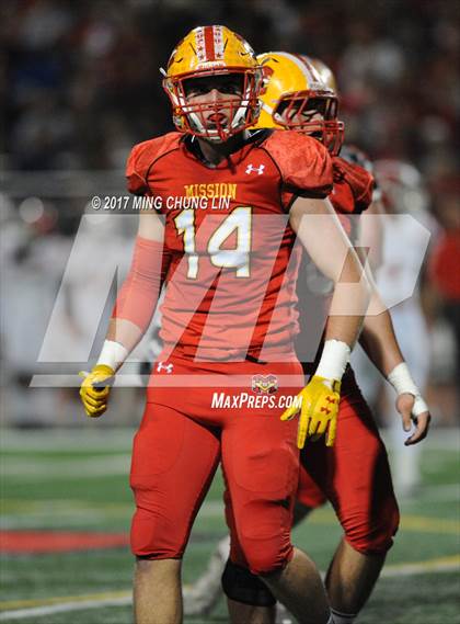 Thumbnail 3 in Mater Dei @ Mission Viejo (CIF SS D1 Semifinal) photogallery.