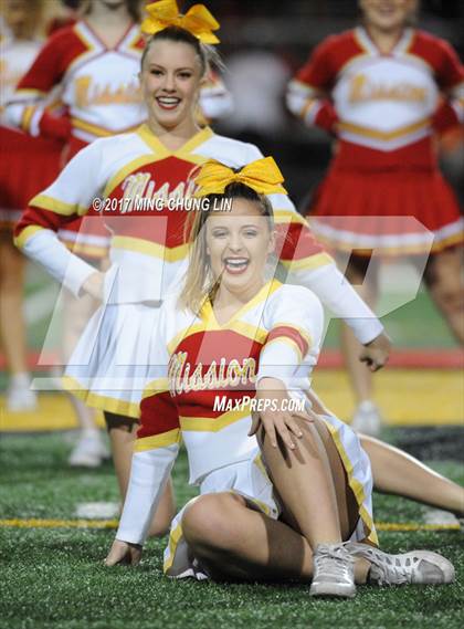 Thumbnail 3 in Mater Dei @ Mission Viejo (CIF SS D1 Semifinal) photogallery.