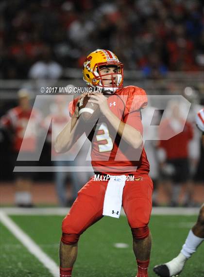 Thumbnail 3 in Mater Dei @ Mission Viejo (CIF SS D1 Semifinal) photogallery.