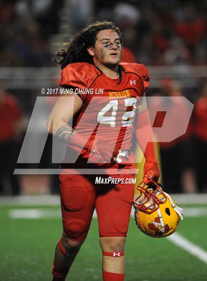 Thumbnail 3 in Mater Dei @ Mission Viejo (CIF SS D1 Semifinal) photogallery.