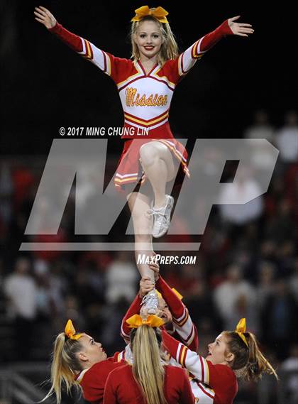 Thumbnail 3 in Mater Dei @ Mission Viejo (CIF SS D1 Semifinal) photogallery.