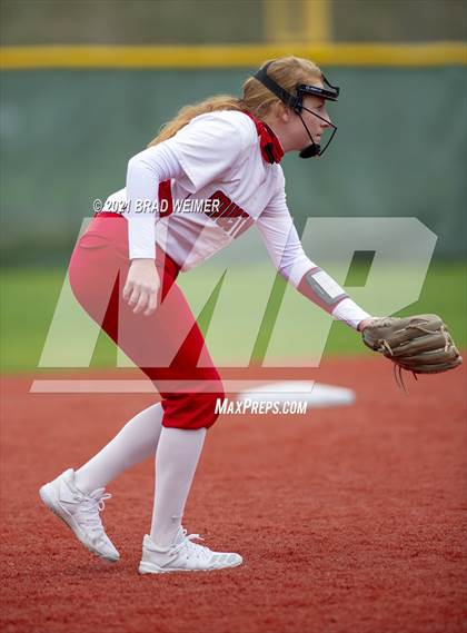 Thumbnail 3 in Assumption vs Thibodaux (Scrimmage)  photogallery.