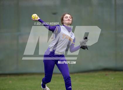 Thumbnail 2 in Assumption vs Thibodaux (Scrimmage)  photogallery.