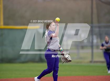 Thumbnail 1 in Assumption vs Thibodaux (Scrimmage)  photogallery.