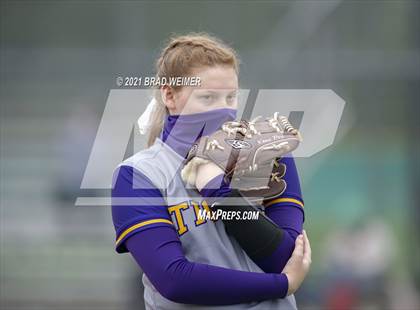 Thumbnail 2 in Assumption vs Thibodaux (Scrimmage)  photogallery.