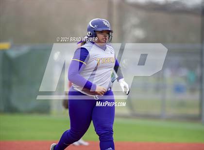 Thumbnail 2 in Assumption vs Thibodaux (Scrimmage)  photogallery.