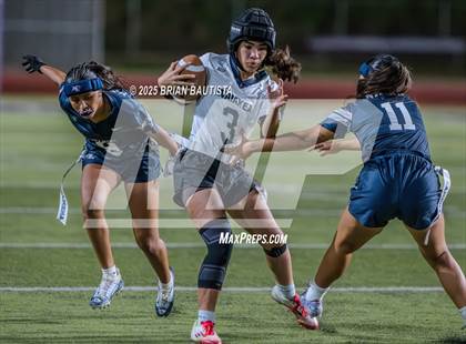 Thumbnail 3 in Kamehameha Kapalama vs Waiakea (HHSAA Round 1) photogallery.