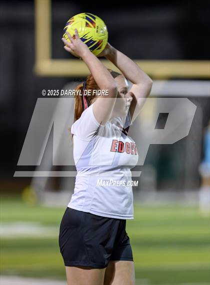 Thumbnail 1 in Edgewood @ Melbourne photogallery.