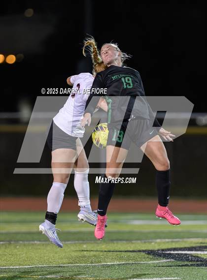 Thumbnail 3 in Edgewood @ Melbourne photogallery.