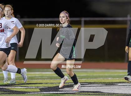 Thumbnail 3 in Edgewood @ Melbourne photogallery.