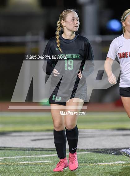 Thumbnail 1 in Edgewood @ Melbourne photogallery.