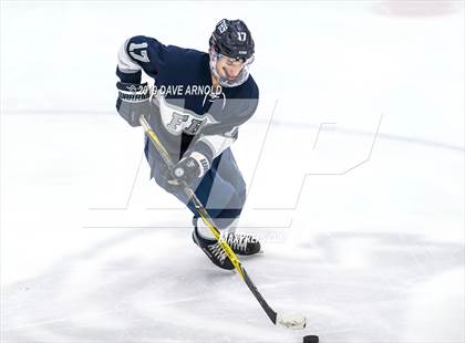 Thumbnail 2 in Framingham vs Hingham (MIAA Division 1A) photogallery.