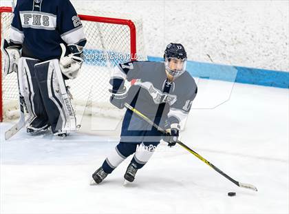 Thumbnail 3 in Framingham vs Hingham (MIAA Division 1A) photogallery.