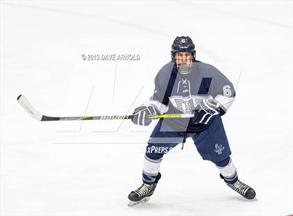Thumbnail 3 in Framingham vs Hingham (MIAA Division 1A) photogallery.