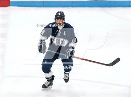 Thumbnail 3 in Framingham vs Hingham (MIAA Division 1A) photogallery.