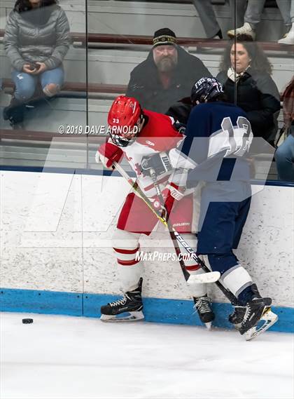 Thumbnail 2 in Framingham vs Hingham (MIAA Division 1A) photogallery.
