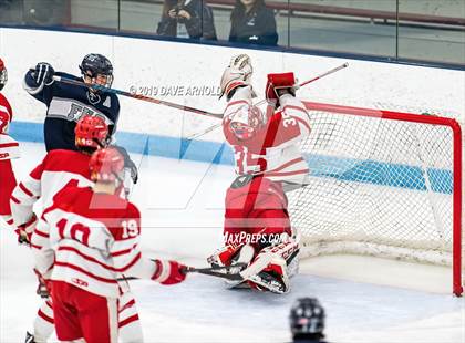 Thumbnail 1 in Framingham vs Hingham (MIAA Division 1A) photogallery.