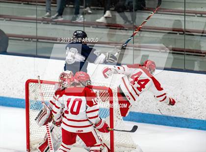 Thumbnail 2 in Framingham vs Hingham (MIAA Division 1A) photogallery.