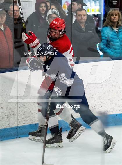 Thumbnail 3 in Framingham vs Hingham (MIAA Division 1A) photogallery.