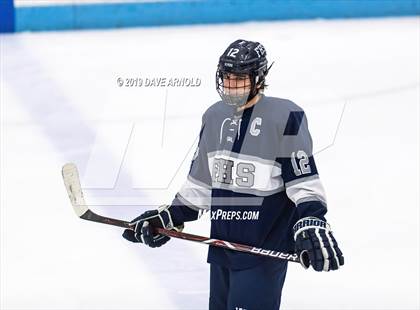 Thumbnail 2 in Framingham vs Hingham (MIAA Division 1A) photogallery.
