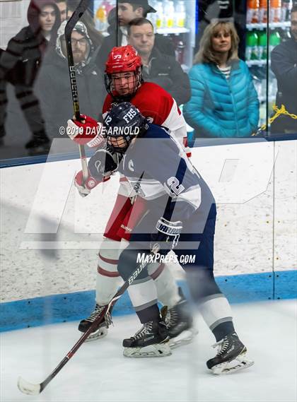 Thumbnail 2 in Framingham vs Hingham (MIAA Division 1A) photogallery.