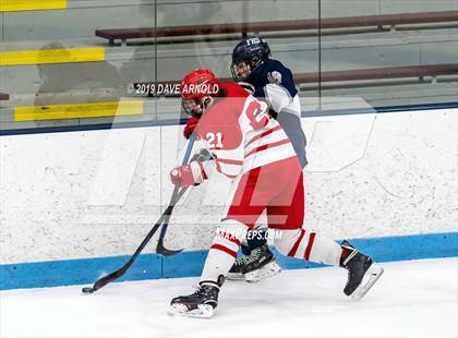 Thumbnail 3 in Framingham vs Hingham (MIAA Division 1A) photogallery.