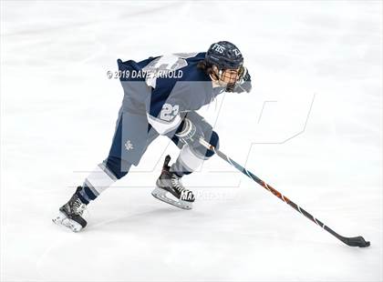 Thumbnail 2 in Framingham vs Hingham (MIAA Division 1A) photogallery.