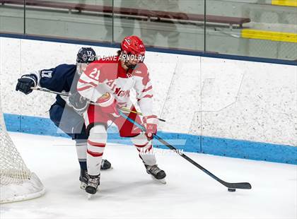 Thumbnail 3 in Framingham vs Hingham (MIAA Division 1A) photogallery.