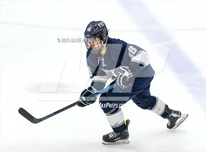 Thumbnail 2 in Framingham vs Hingham (MIAA Division 1A) photogallery.