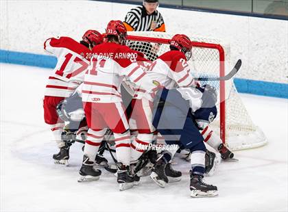 Thumbnail 3 in Framingham vs Hingham (MIAA Division 1A) photogallery.