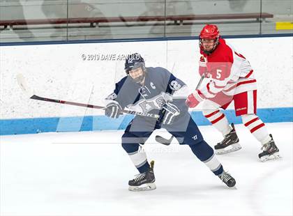 Thumbnail 3 in Framingham vs Hingham (MIAA Division 1A) photogallery.