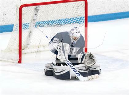 Thumbnail 1 in Framingham vs Hingham (MIAA Division 1A) photogallery.