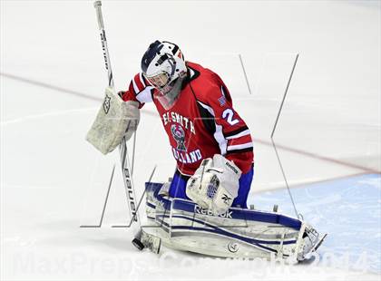Thumbnail 3 in E.O. Smith/Tolland vs. Masuk (CIAC DIII Semifinal) photogallery.