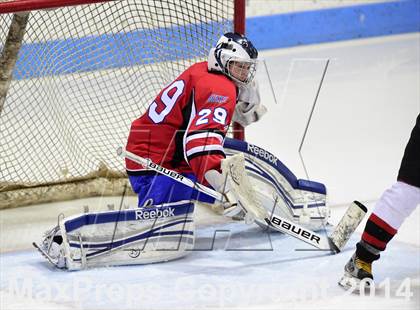 Thumbnail 3 in E.O. Smith/Tolland vs. Masuk (CIAC DIII Semifinal) photogallery.