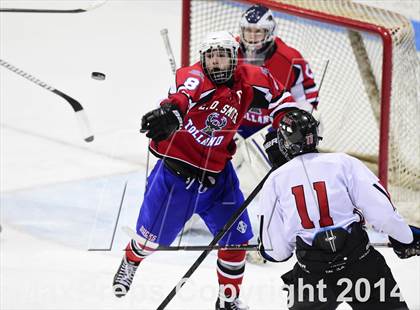 Thumbnail 2 in E.O. Smith/Tolland vs. Masuk (CIAC DIII Semifinal) photogallery.