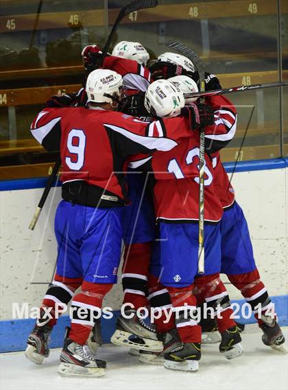 Thumbnail 2 in E.O. Smith/Tolland vs. Masuk (CIAC DIII Semifinal) photogallery.