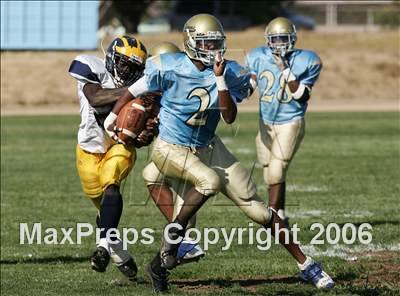 Thumbnail 2 in Rosemont @ Burbank photogallery.