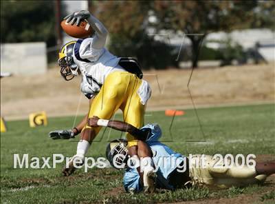 Thumbnail 1 in Rosemont @ Burbank photogallery.