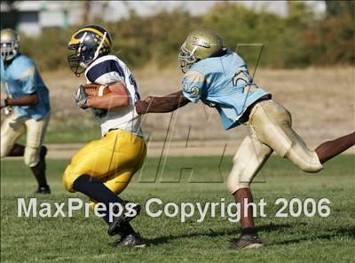 Thumbnail 2 in Rosemont @ Burbank photogallery.