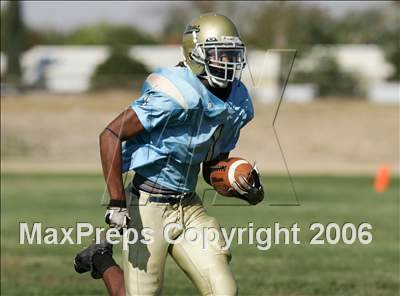 Thumbnail 3 in Rosemont @ Burbank photogallery.