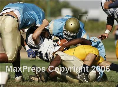 Thumbnail 3 in Rosemont @ Burbank photogallery.