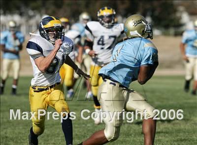 Thumbnail 3 in Rosemont @ Burbank photogallery.