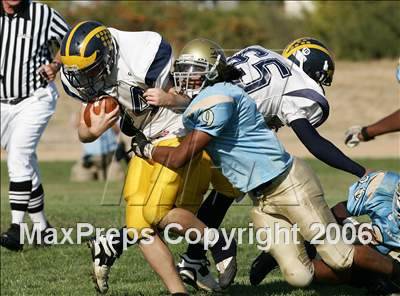Thumbnail 3 in Rosemont @ Burbank photogallery.