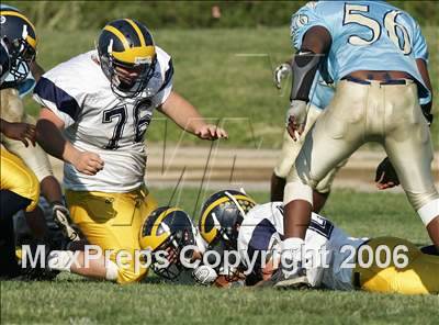 Thumbnail 3 in Rosemont @ Burbank photogallery.